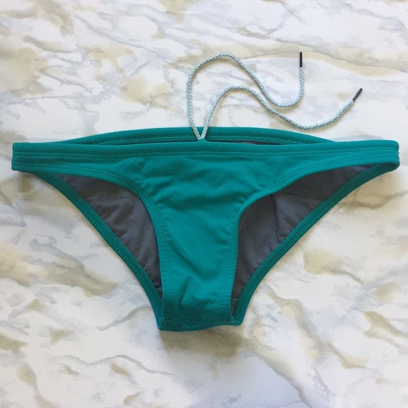 Jolyn Clothing Other - Jolyn S Ocean Bali Bikini Bottoms